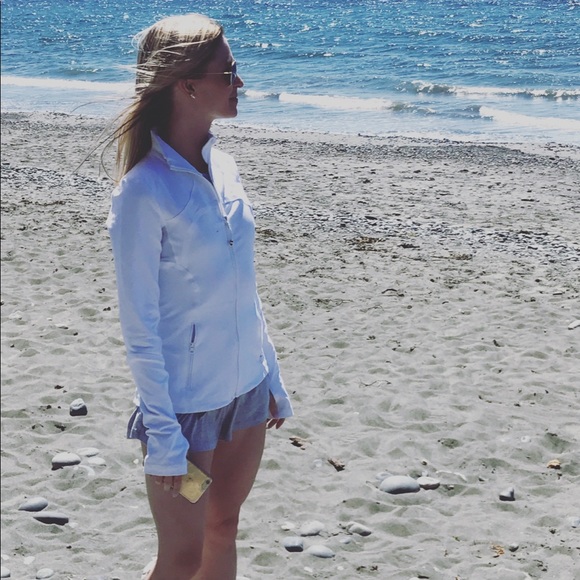 Meet your Posher, Alicia - Picture 5 of 8